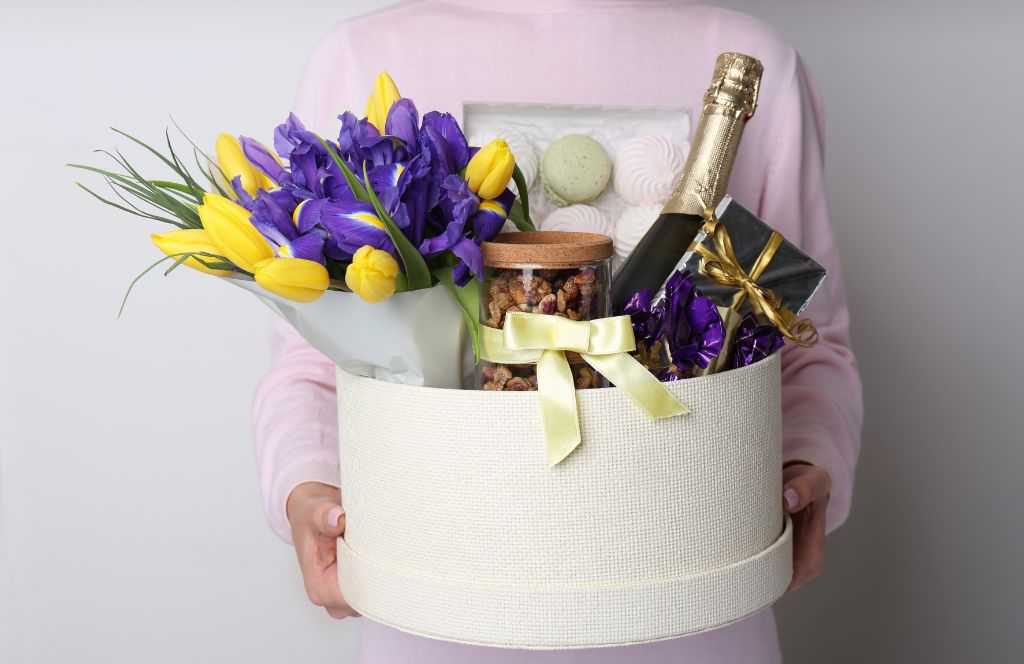 How Sydney Businesses Customise Corporate Gifts and Hampers